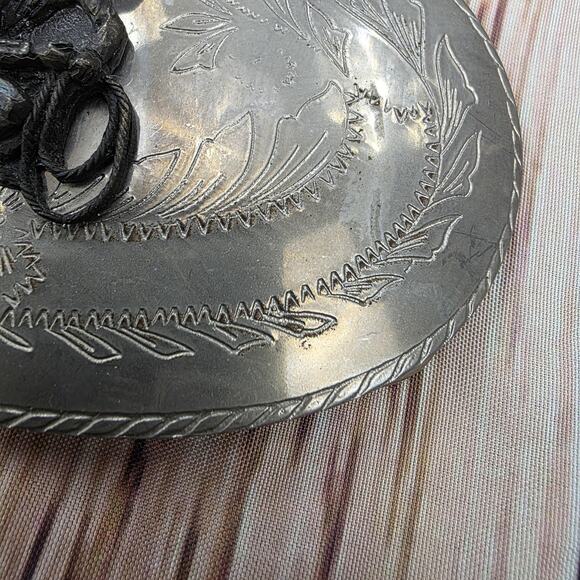 Vintage Western Cowboy Belt Buckle Oval Metal Engraved Rodeo Roper 4" Wide - Picture 3 of 10